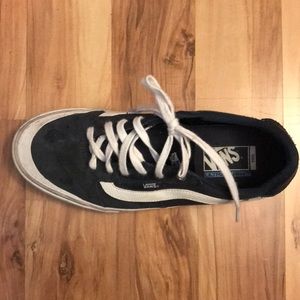 I got them when I skateboarded but they don’t fit.